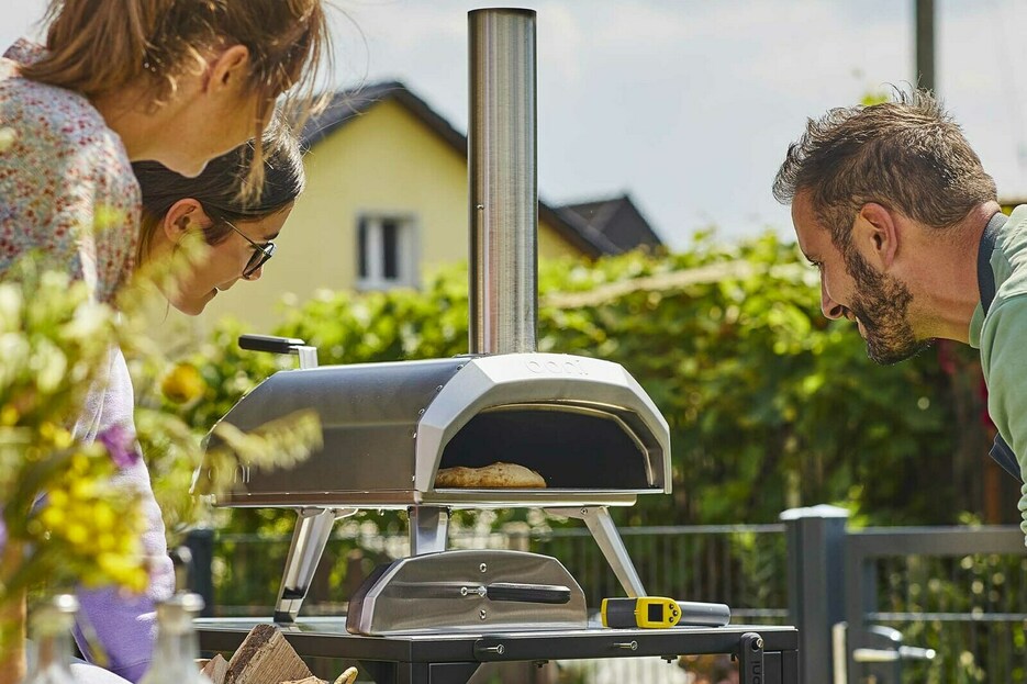 Ooni four  pizza karu 12