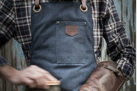 Tablier n 547 cuir bleu marine