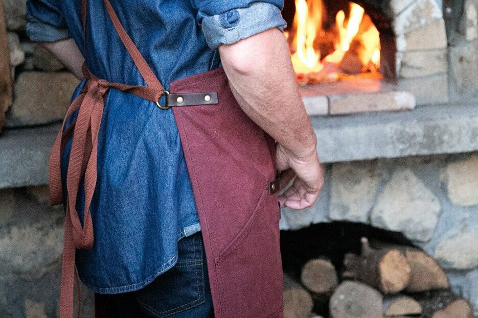 Tablier n 547 cuir bordeaux