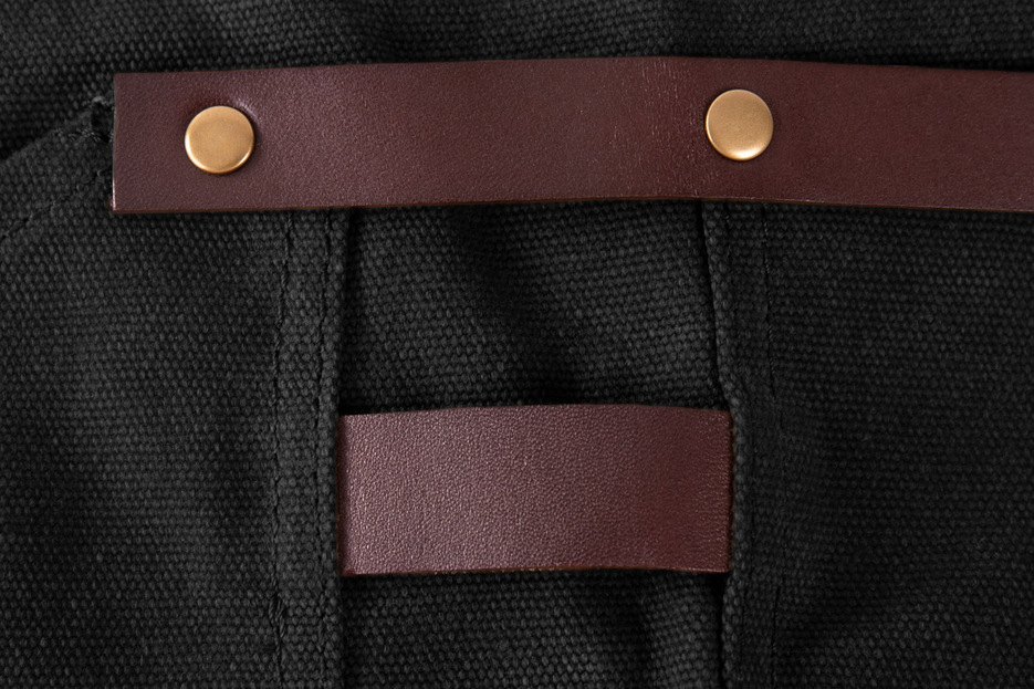 Tablier n 547 cuir noir