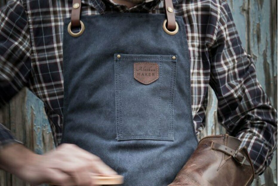 Alaskan Maker Tablier n 547 cuir bleu marine 