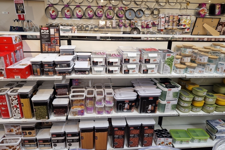 Organisation : boite de conservation OXO, Guzzini...