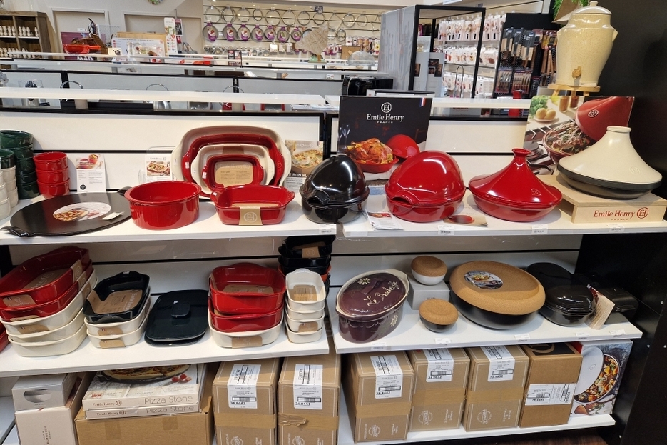 Cuisson : plats et cocottes au four Emile Henry