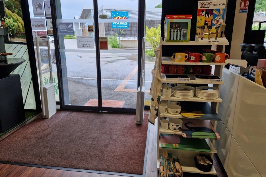 Art de la table : vaisselle enfants ASA, Akinod...