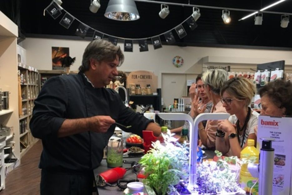 14/09/2019 Dmonstration du mixeur plongeant Bamix humm...