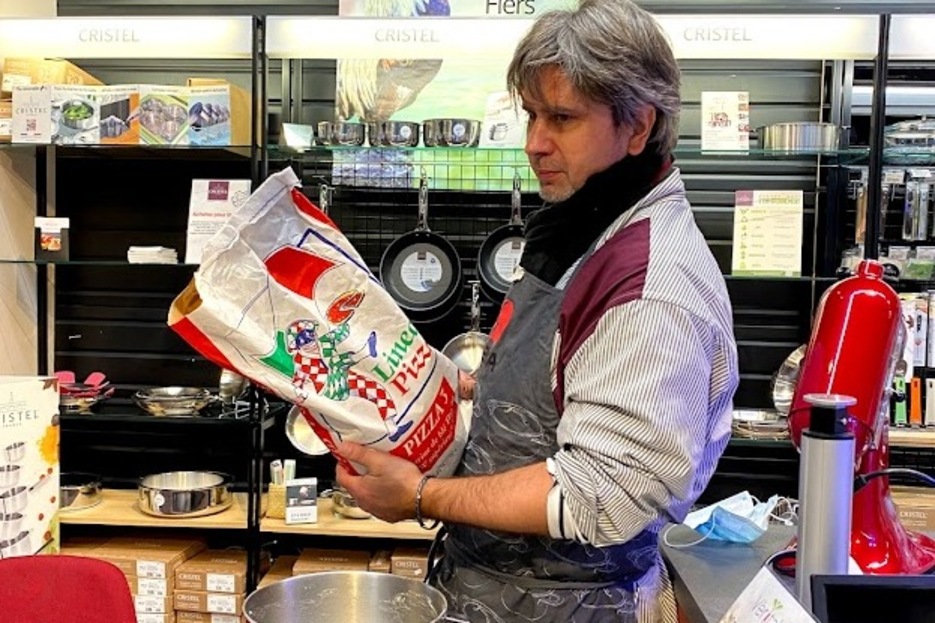 Fabrication de la pte  pizza