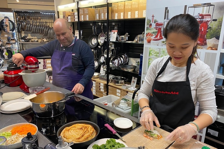 Le chef Martinet nous prpare des bons petits plats 
